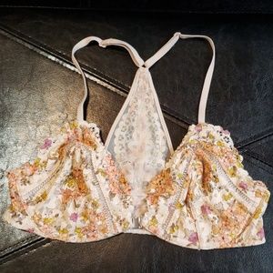 Body by Victoria unlined plunge bralette 34C